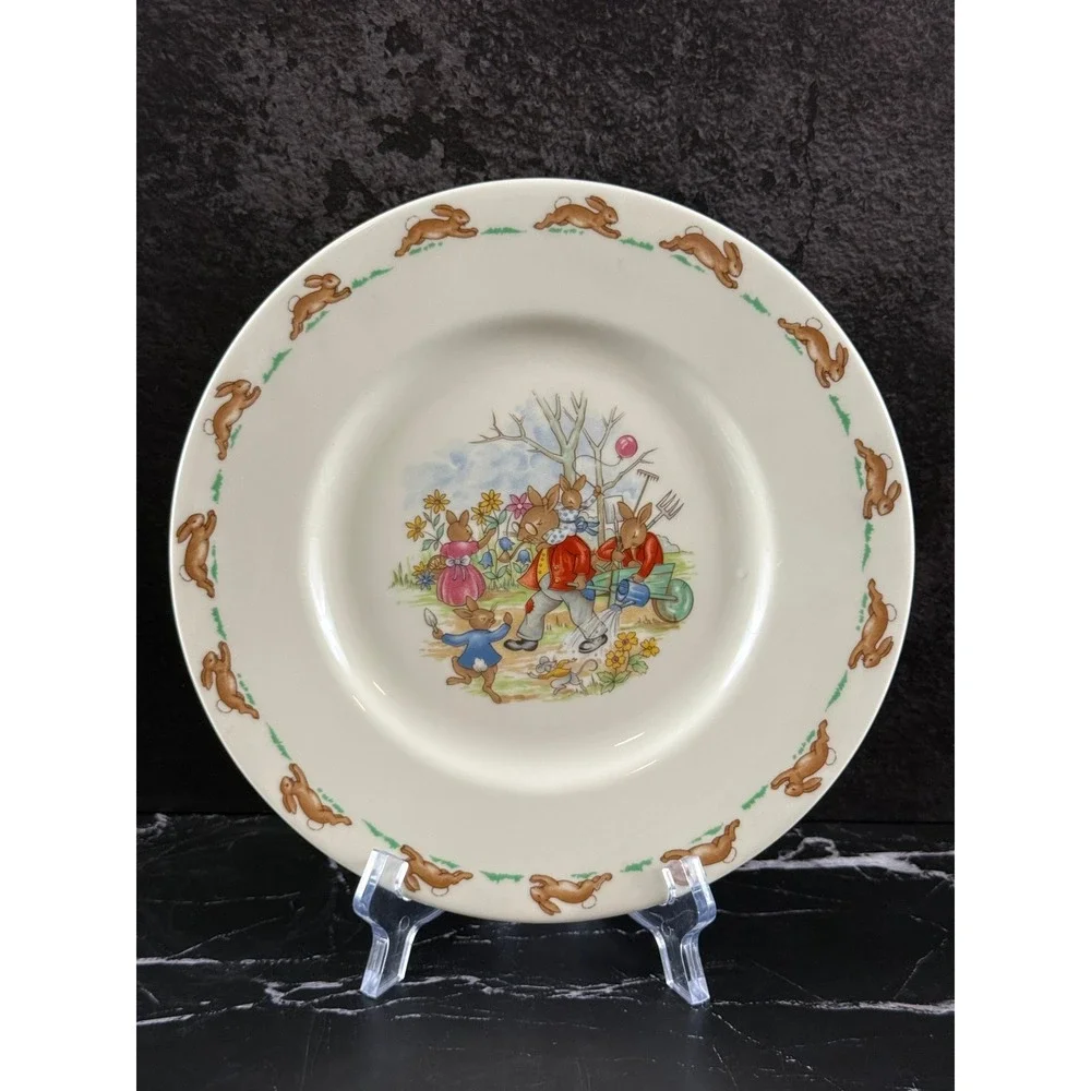 Vintage Royal Doulton Bunnykins Gardening Scene 8in Plate MINT!